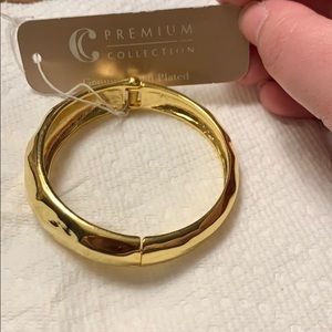 NWT Genuine Gold Plated bracelet